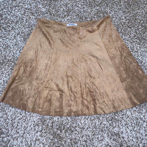 Velvet skirt - Picture 2 of 2